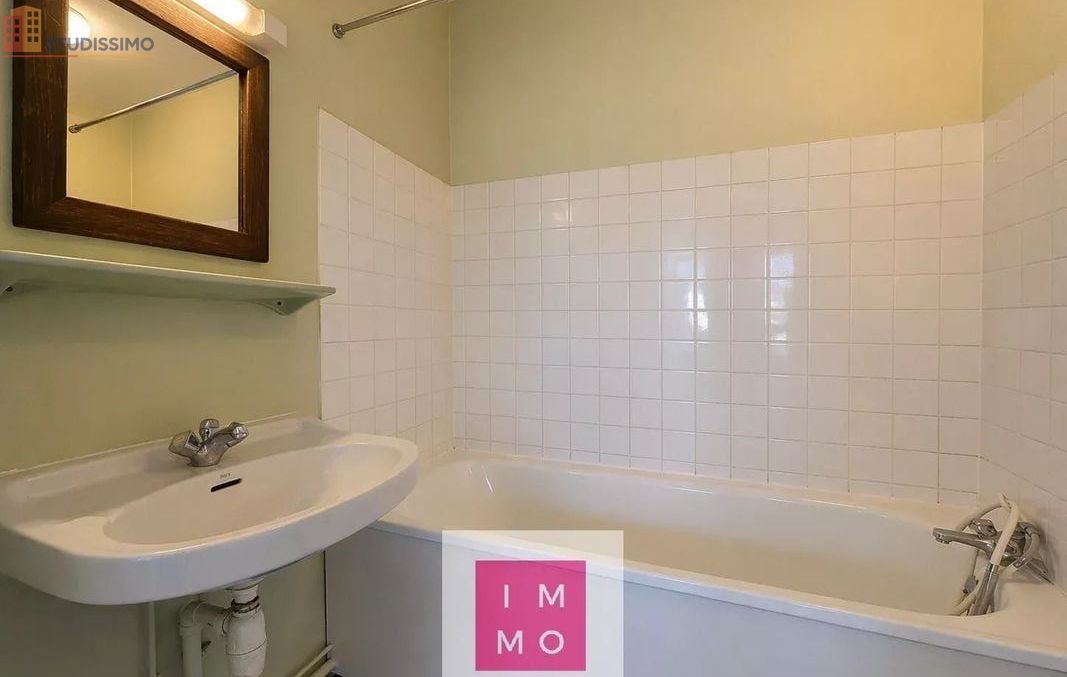 Studio 34m² Tarbes - Chauffage individuel, DPE D - Photo 11