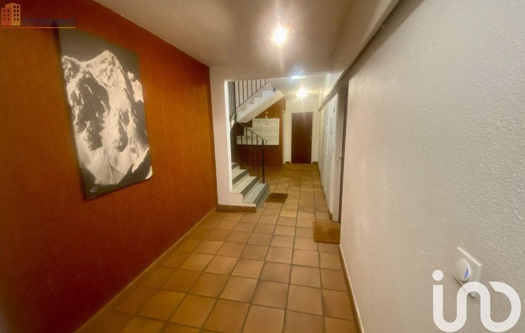 Studio 46m² Bagnères-de-Bigorre - Étage 2/3 - Photo 1