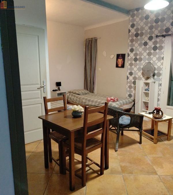 Studio à Signes
