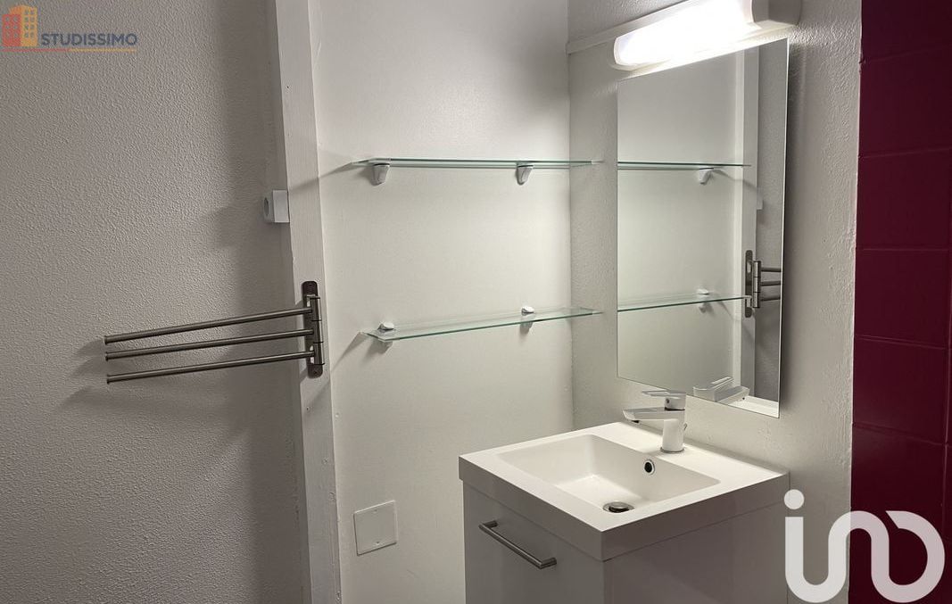 Studio 26m² Bagnères-de-Bigorre - Étage 3 - Photo 3
