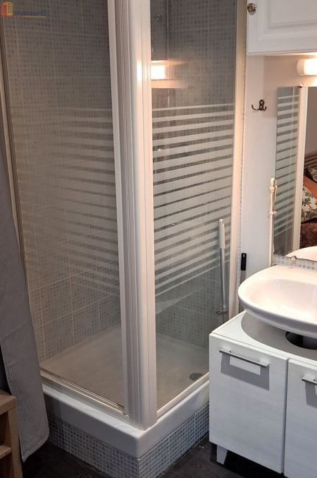 Studio meublé 15m² Avignon 84000 - Meublé, dernier étage - Photo 1