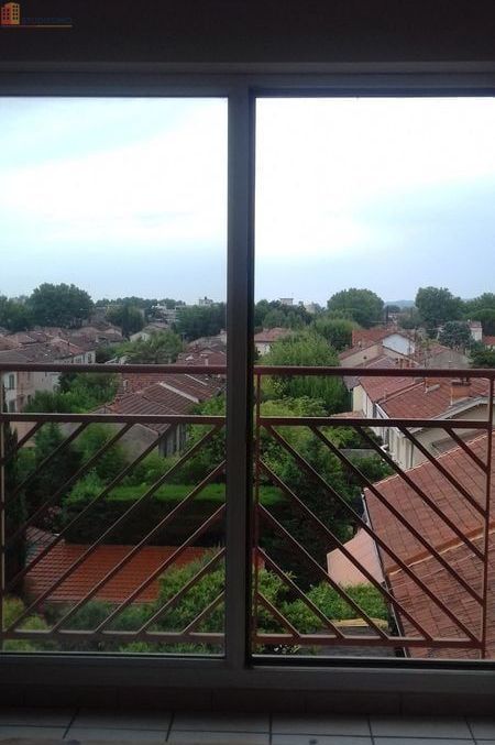 Studio meublé 30m² Avignon - Lumineux, 4e étage - Photo 9