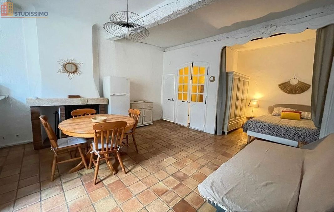 Studio 39m² La Tour-d'Aigues - Au calme, meublé - Photo 4