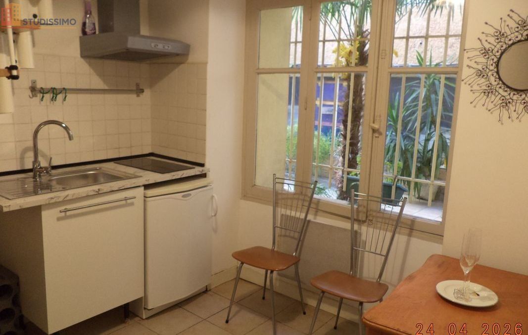 Studio meublé 25m² Carpentras - Calme, rénové - Photo 3