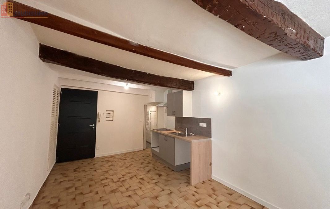Studio 25m² Carpentras - - Photo 3