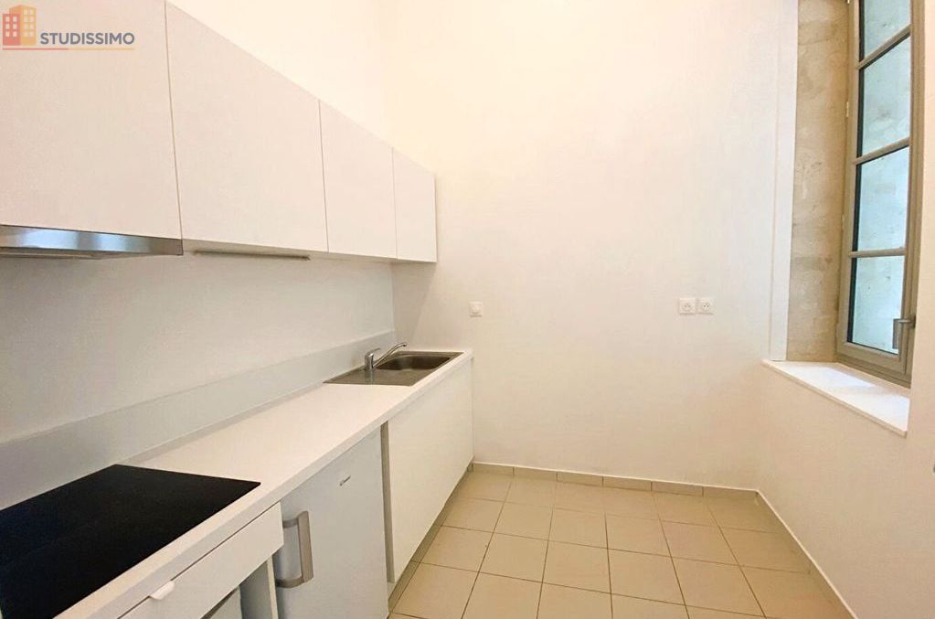 Studio 40m² Avignon centre - Lumineux - Photo 11