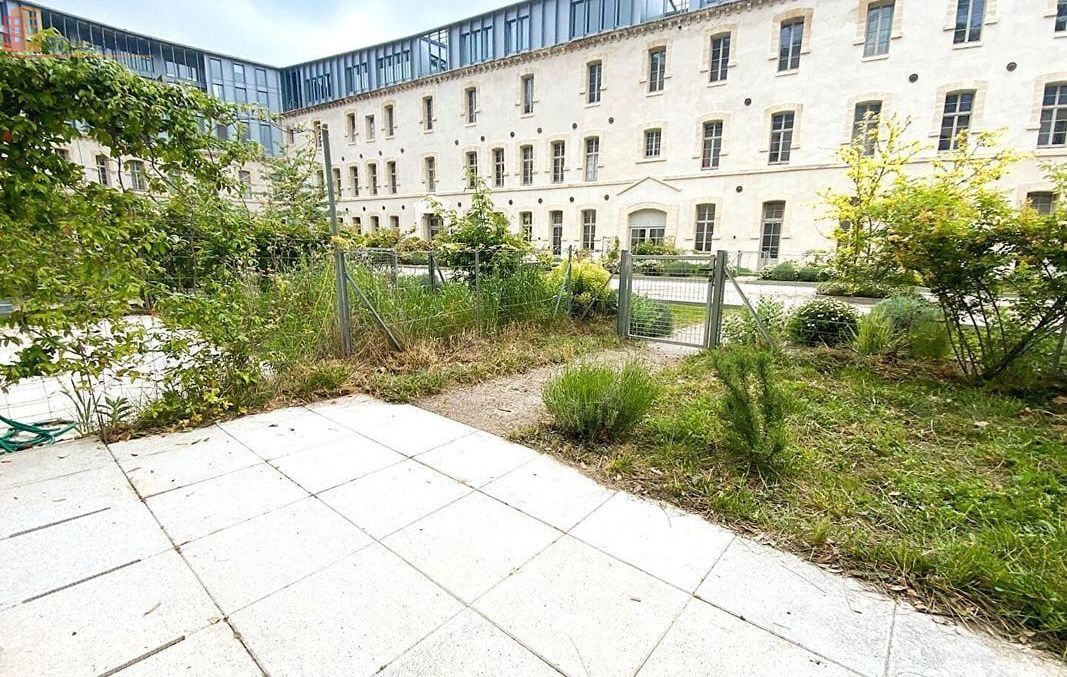 Studio 40m² Avignon centre - Lumineux - Photo 6