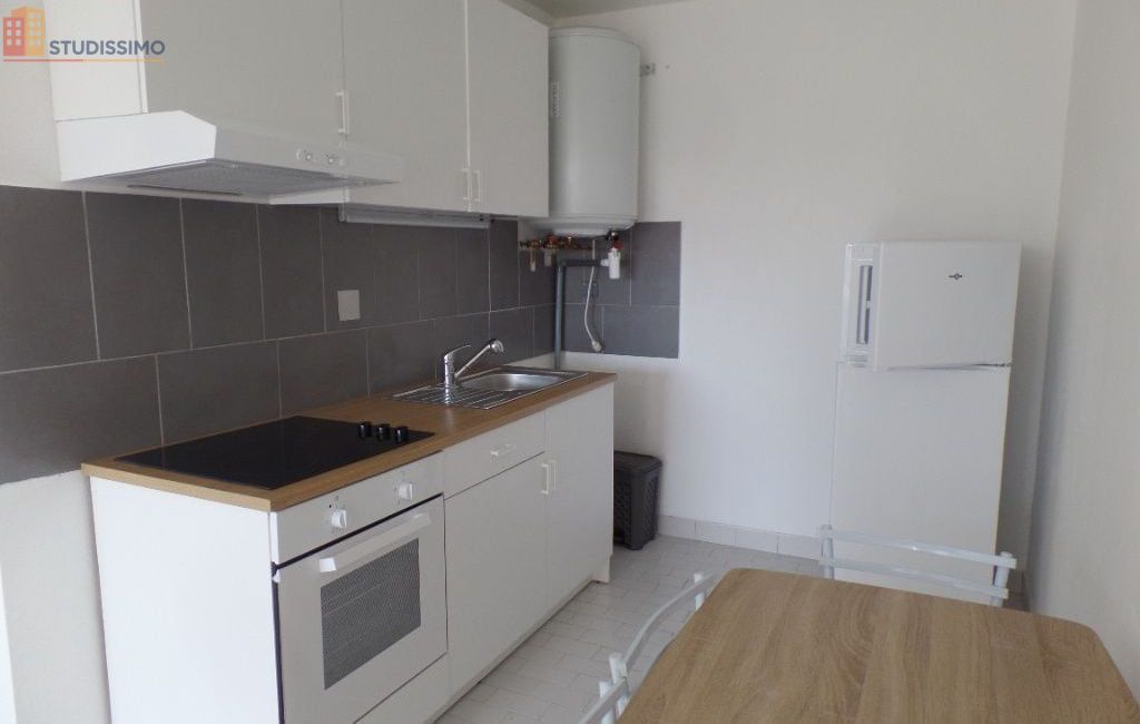 Studio meublé 35m² Avignon - Lumineux, 2e étage - Photo 3