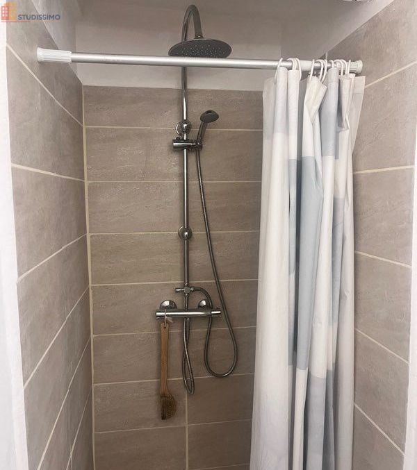 Studio meublé 29m² La Tour-d'Aigues - Lumineux, 1er étage - Photo 3