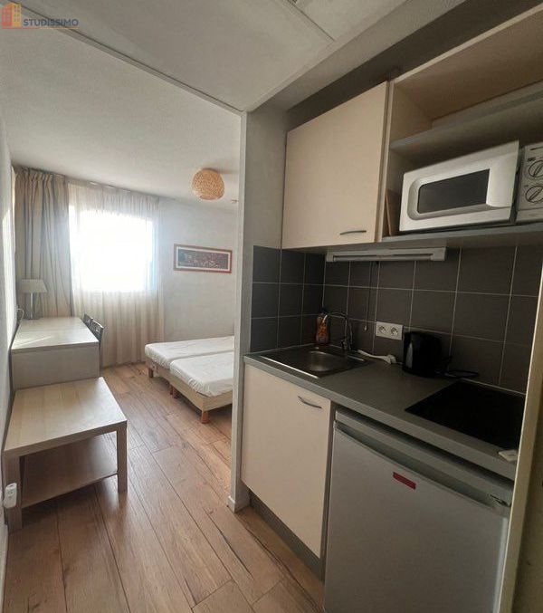 Studio 19m² Avignon 84000 - Meublé, parking libre - Photo 4