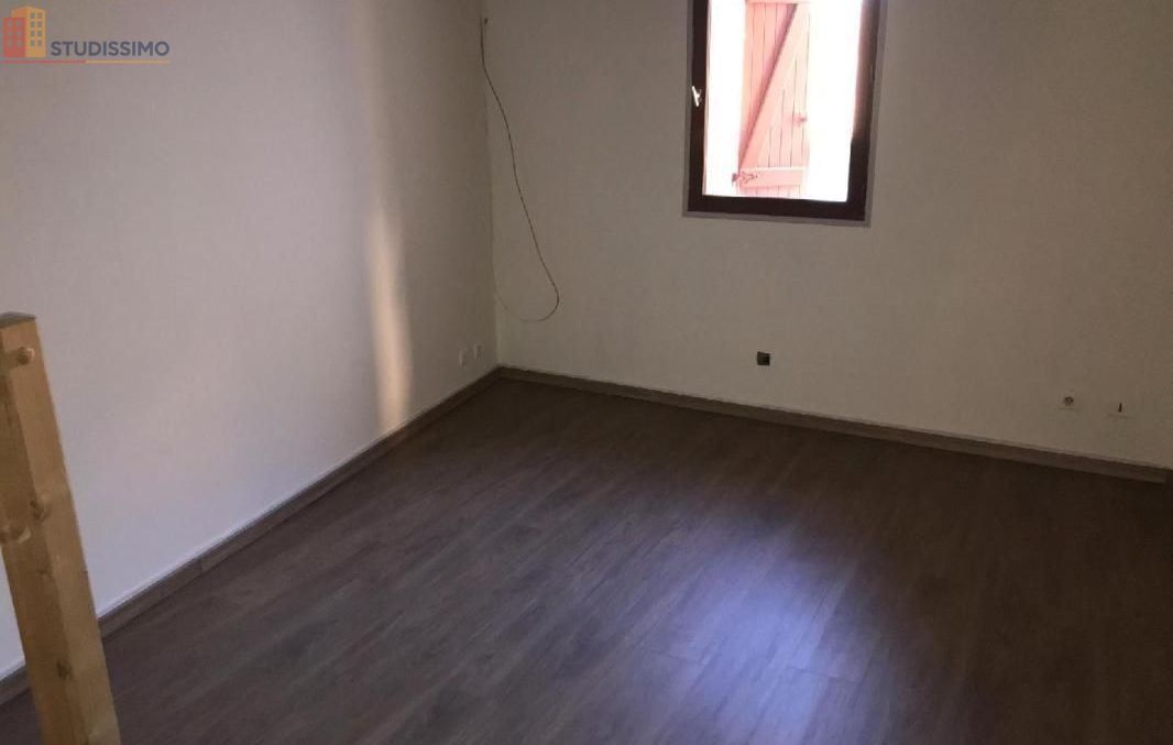 Studio 38m² Pertuis - lumineux, proche commerces - Photo 11
