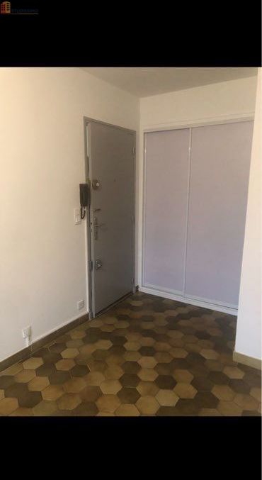 Studio 26m² Pertuis - 1er étage, lumineux - Photo 2