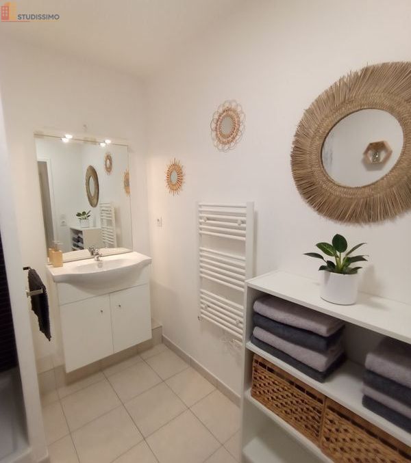 Studio meublé 27m² Avignon 84000 - Terrasse, parking - Photo 3