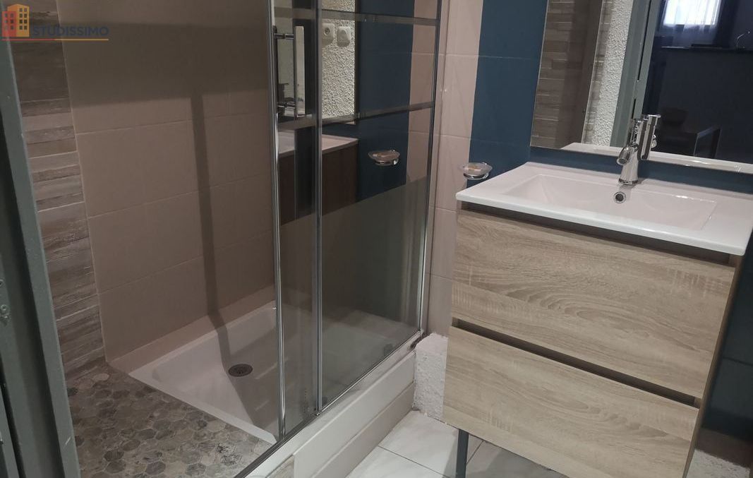 Studio meublé 27m² L'Isle-sur-la-Sorgue - Centre-ville, meublé - Photo 1