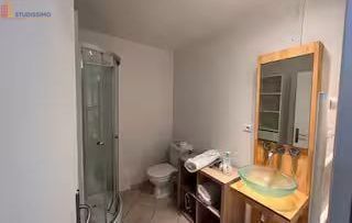 Studio meublé 29m² Avignon - Climatisé, parking clos - Photo 1