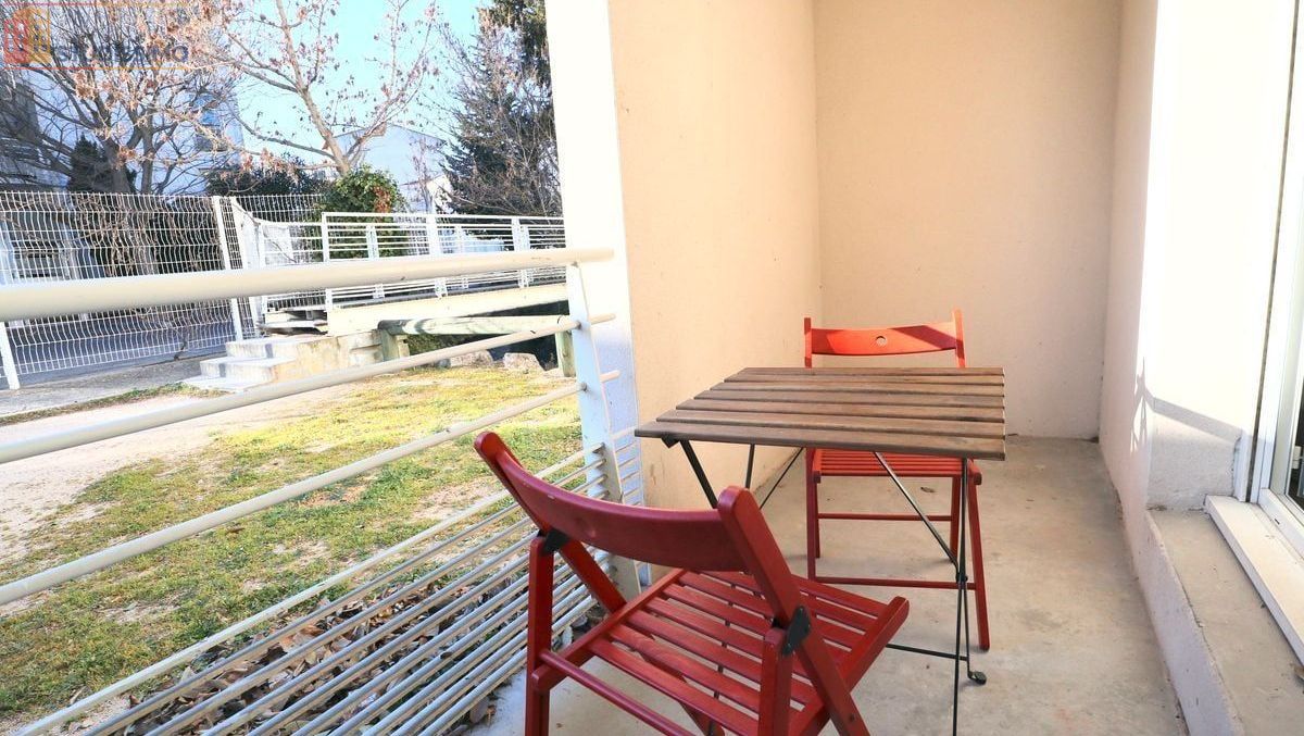 Studio 21m² Avignon 84000 - Meublé, terrasse - Photo 3