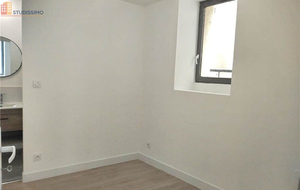 Studio 22m² Valréas - DPE D - Photo 6