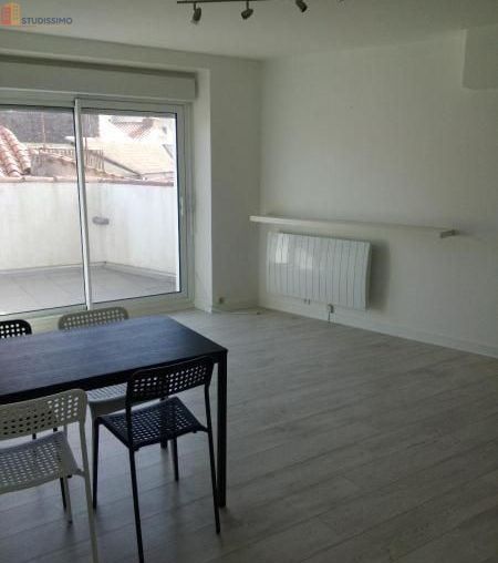 Studio 32m² Pouzauges 85700 - Photo 2