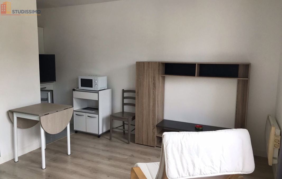 Studio meublé 25m² La Roche-sur-Yon - Étage 1, DPE C - Photo 4