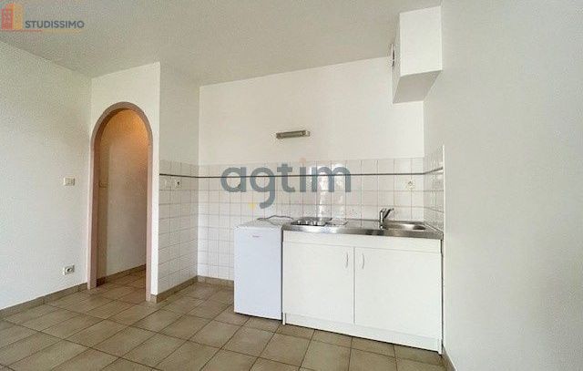 Studio 25m² La Roche-sur-Yon - DPE C, 1er étage - Photo 7