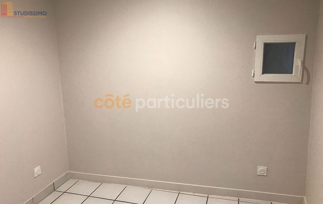 Studio 23m² Mortagne-sur-Sèvre - - Photo 1