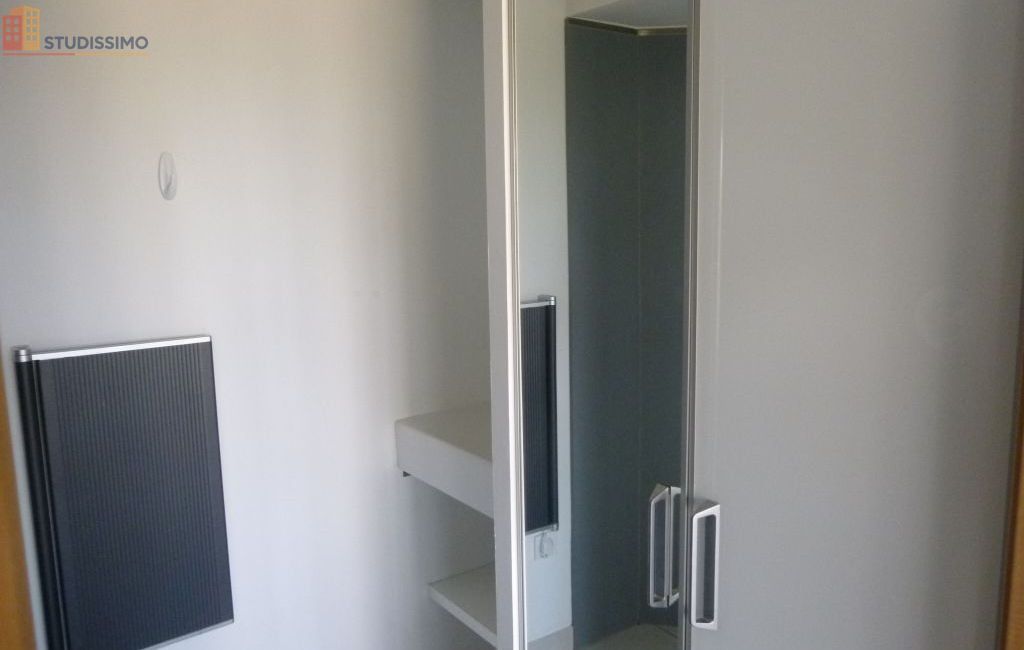 Studio 37m² La Roche-sur-Yon - Étage 2, DPE D - Photo 1