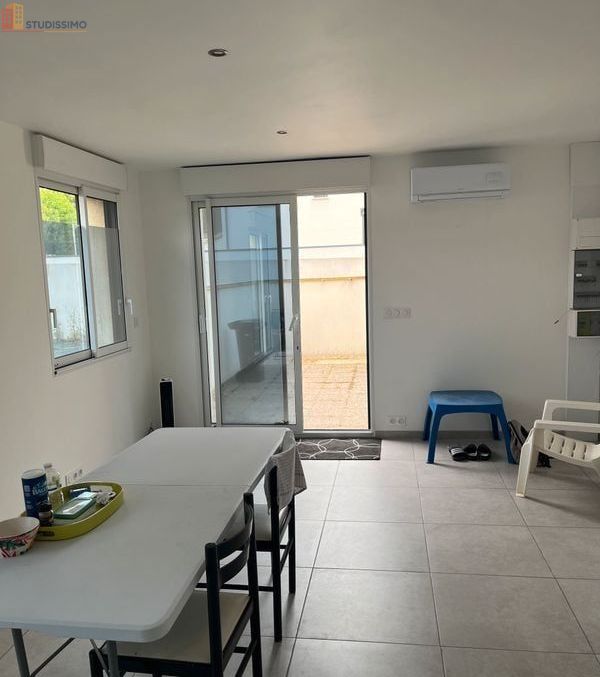 Studio 32m² Luçon - non meublé - Photo 2