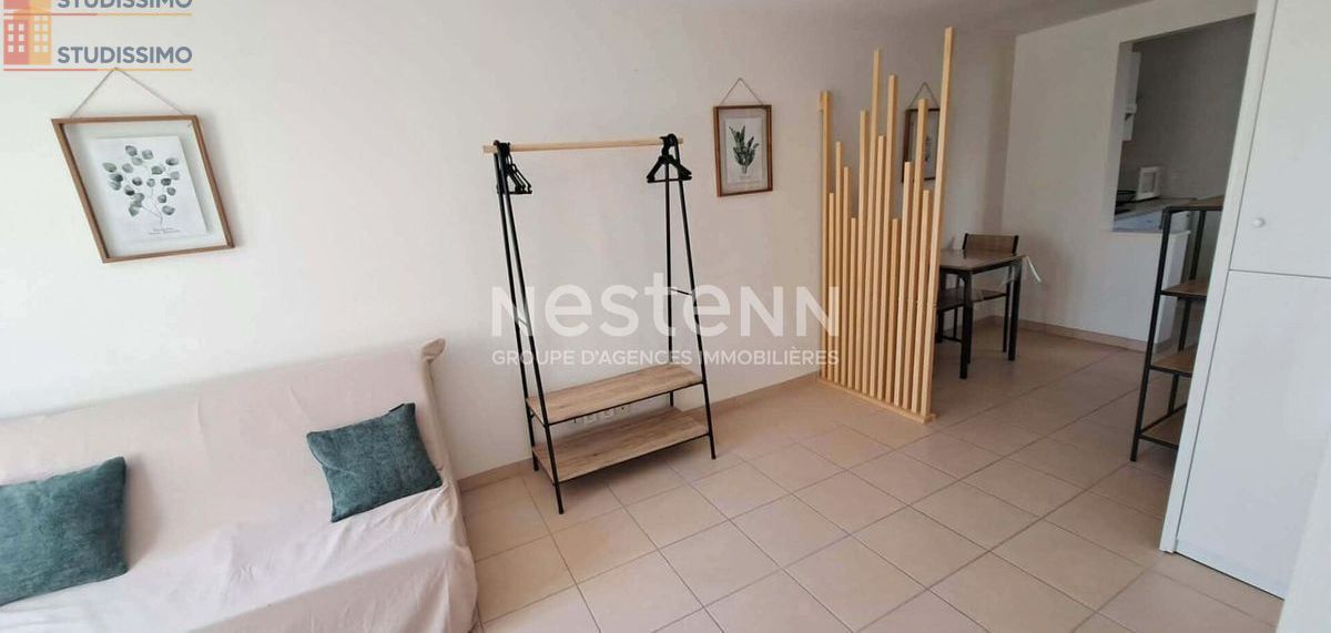 Studio meublé 23m² Fontenay-le-Comte - Meublé, DPE D - Photo 3