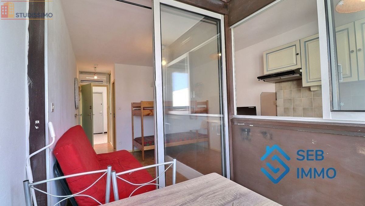 Studio 22m² Saint-Cyprien - Dernier étage, DPE C - Photo 3