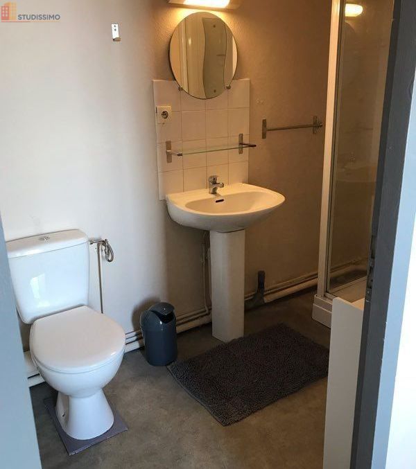 Studio meublé 18m² Pouzauges - Centre, lumineux - Photo 1