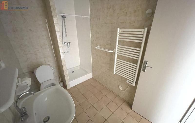 Studio 26m² La Roche-sur-Yon - DPE D - Photo 2