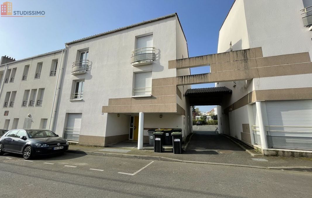 Studio 26m² La Roche-sur-Yon - DPE D - Photo 1
