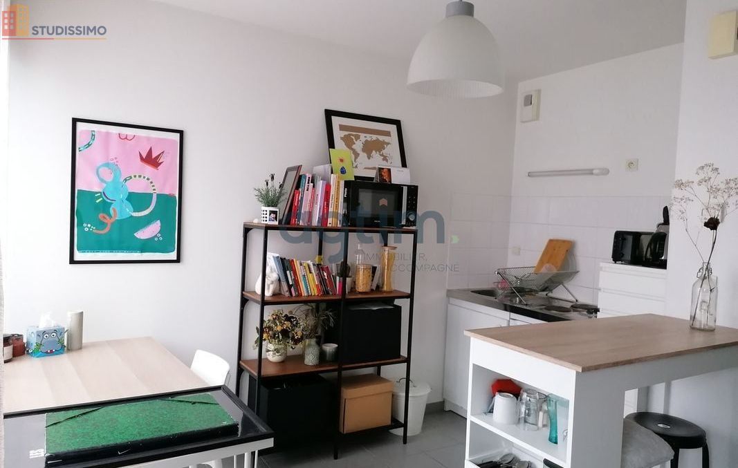 Studio 25m² Montaigu-Vendée - 1er étage, DPE C - Photo 0