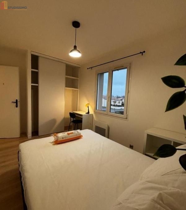 Studio meublé 12m² La Roche-sur-Yon - Meublé - Photo 8