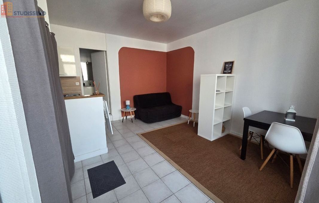 Studio meublé 20m² La Roche-sur-Yon - Meublé, DPE D - Photo 3