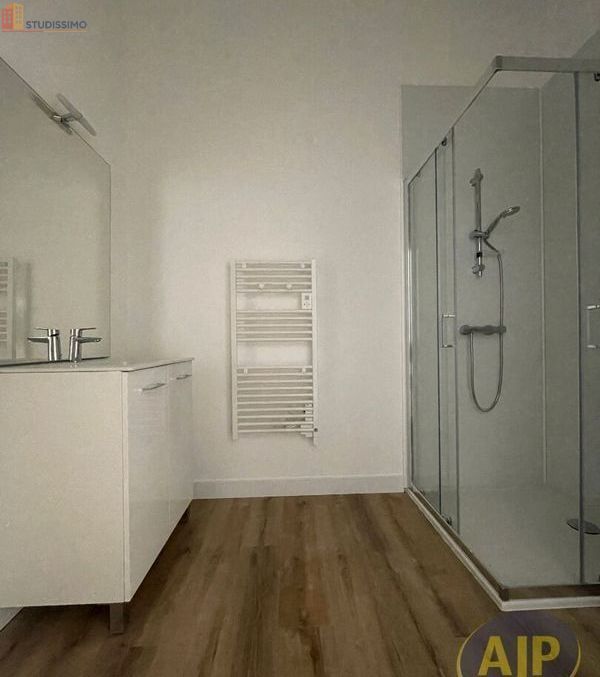 Studio 24m² La Roche-sur-Yon - - Photo 2