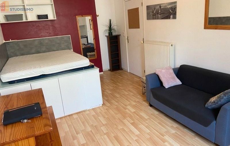 Studio meublé 20m² Fontenay-le-Comte - Meublé, 2e étage - Photo 7