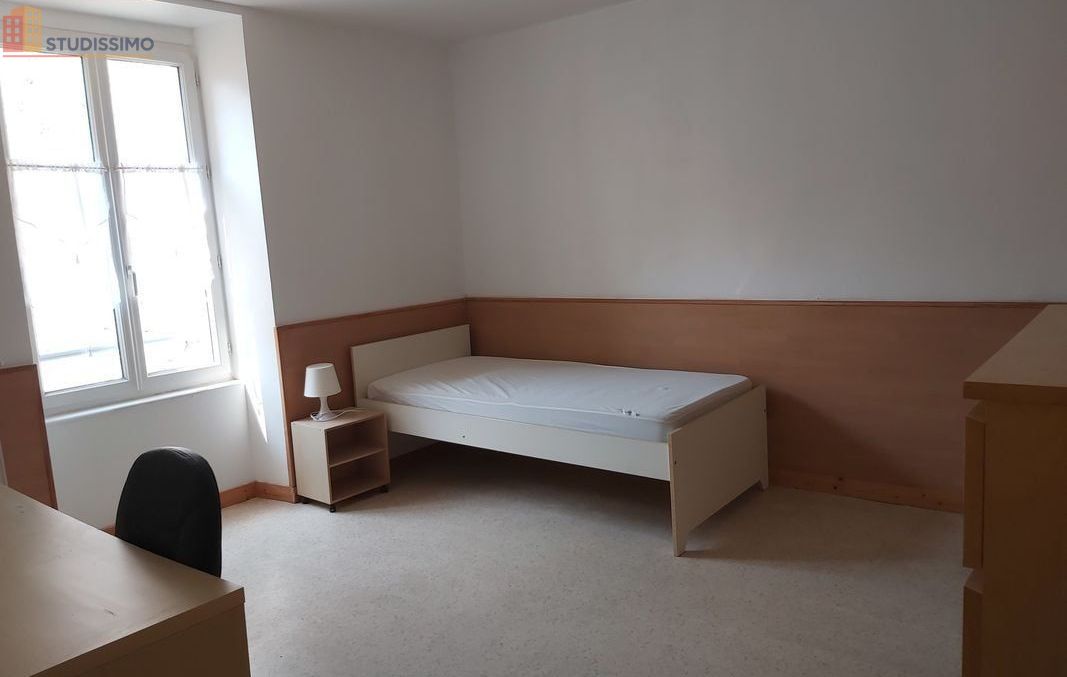 Studio meublé 15m² Fontenay-le-Comte - Étudiant, calme - Photo 1