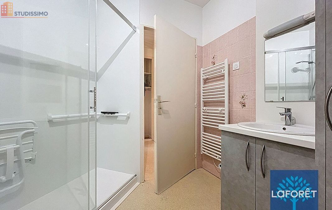 Studio 38m² Challans - lumineux, au 2e étage - Photo 8