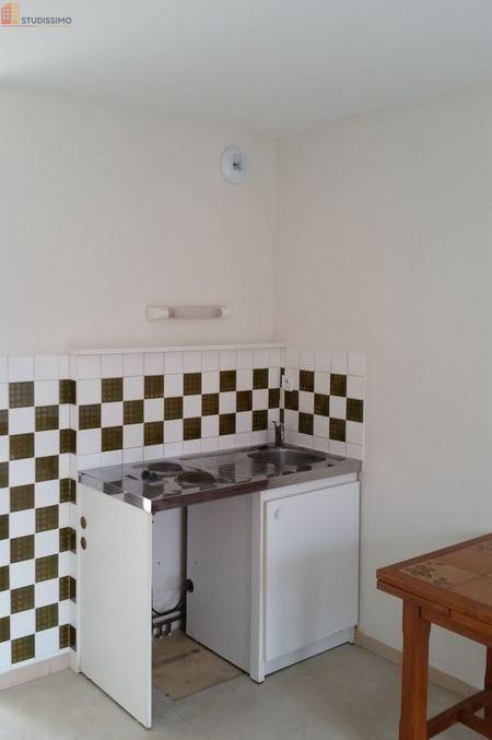 Studio 20m² La Roche-sur-Yon - Lumineux, proche centre - Photo 2