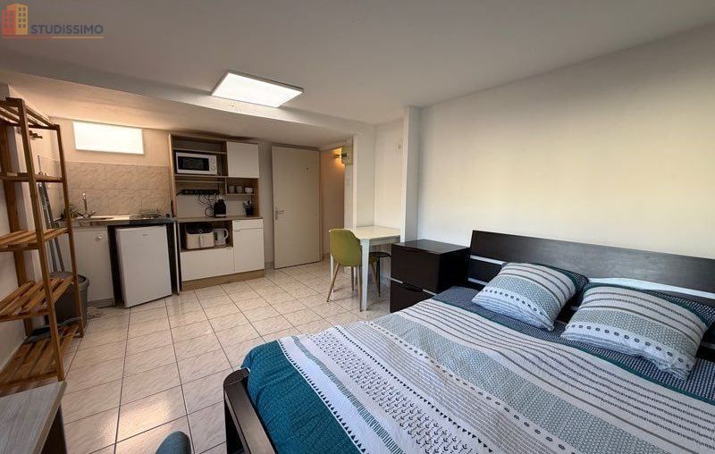 Studio 24m² La Roche-sur-Yon - Centre-ville, proche commerces - Photo 3