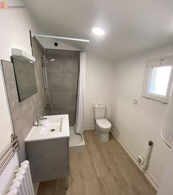 Studio meublé 18m² La Roche-sur-Yon - Centre-ville, meublé - Photo 2