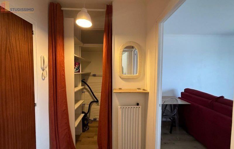 Studio meublé 25m² La Roche-sur-Yon - Rénové, dernier étage - Photo 2