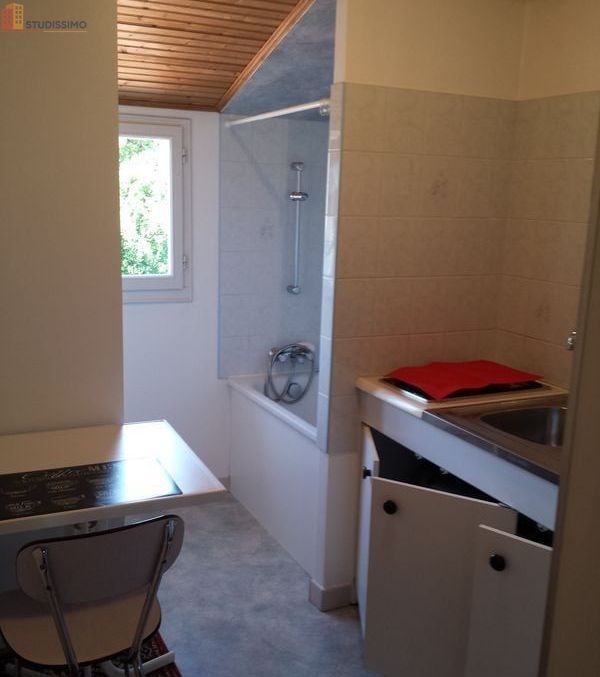 Studio meublé 18m² La Roche-sur-Yon - Idéal étudiant - Photo 2