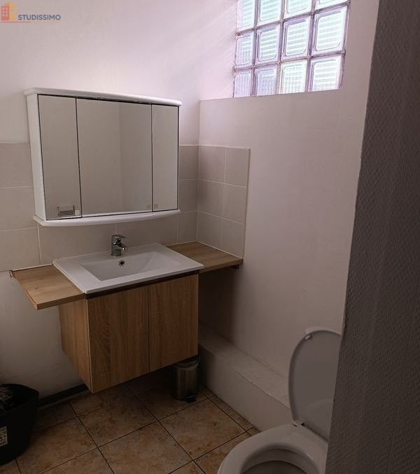 Studio meublé 15m² Les Sables-d'Olonne - Proche lycée, meublé - Photo 3