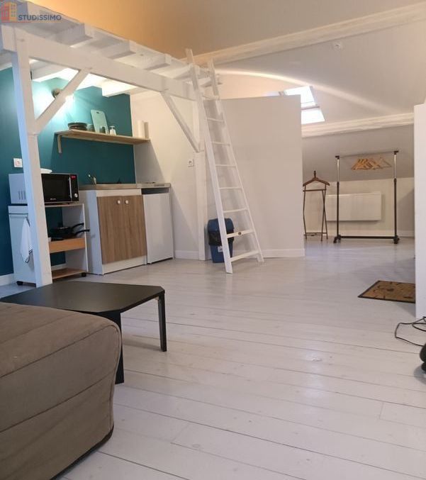 Studio meublé 41m² La Roche-sur-Yon - Centre-ville, équipé - Photo 7