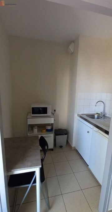 Studio 23m² La Roche-sur-Yon - Meublé, étage 1/5 - Photo 3