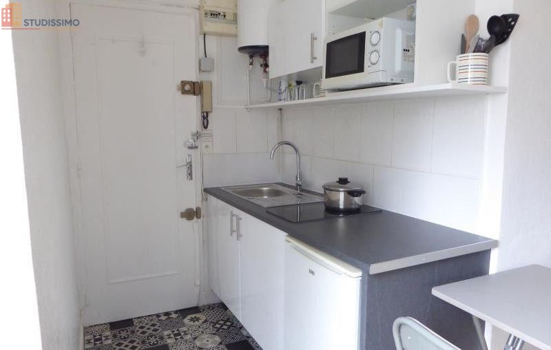Studio meublé 16m² Poitiers - Meublé, 2e étage - Photo 1