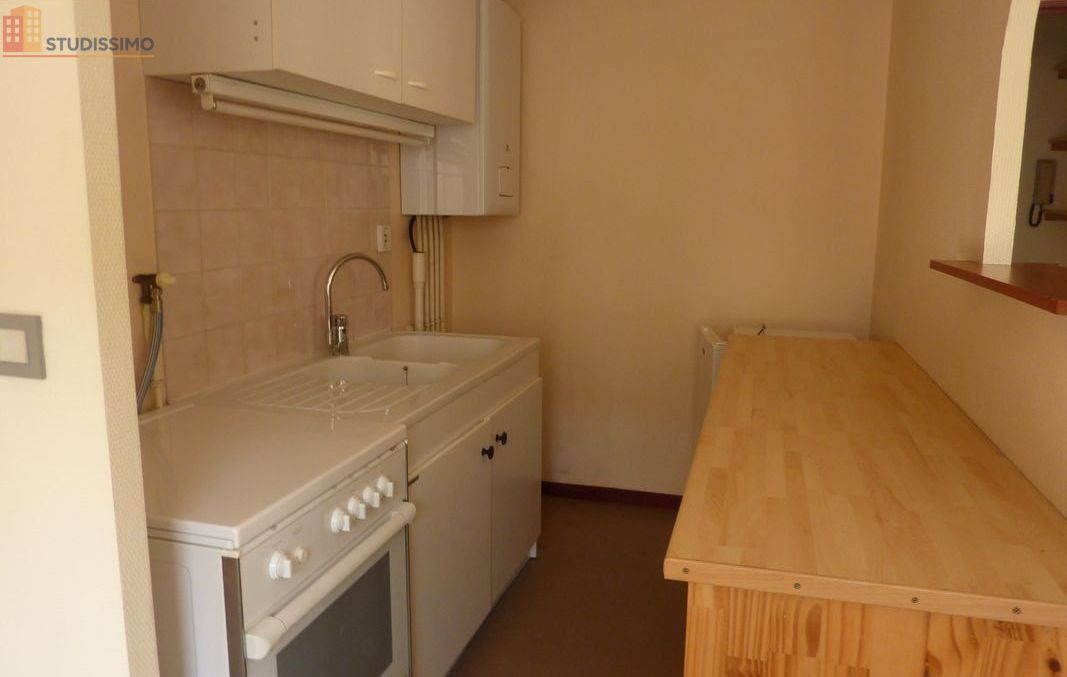 Studio 36m² Poitiers - Grand, parking sous-sol - Photo 7