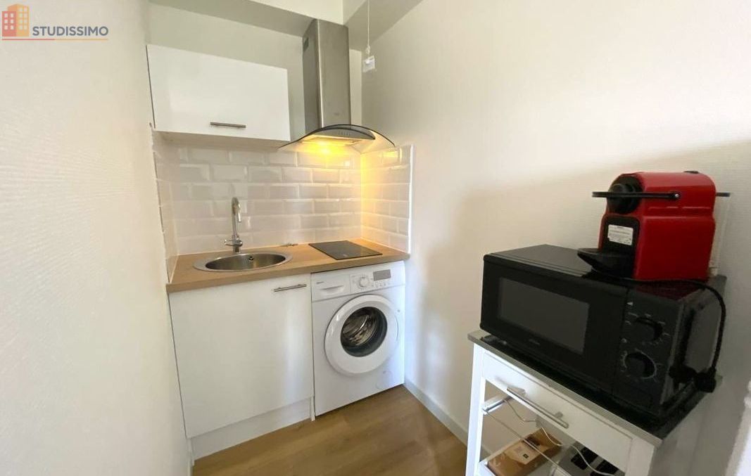 Studio meublé 16m² Poitiers - Rénové, lumineux et calme - Photo 1